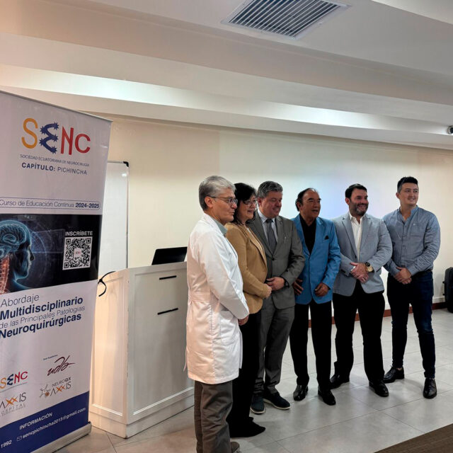 Dra Tannia Soria conferencista en el curso Abordaje Multidisciplinario de las Principales Patologías Neuroquirúrgicas